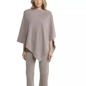 Barefoot Dreams CozyChic Ultra Lite Poncho
